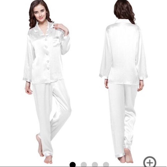 Victoria's Secret Other - Victoria’s Secret White Silk Pajamas PJs